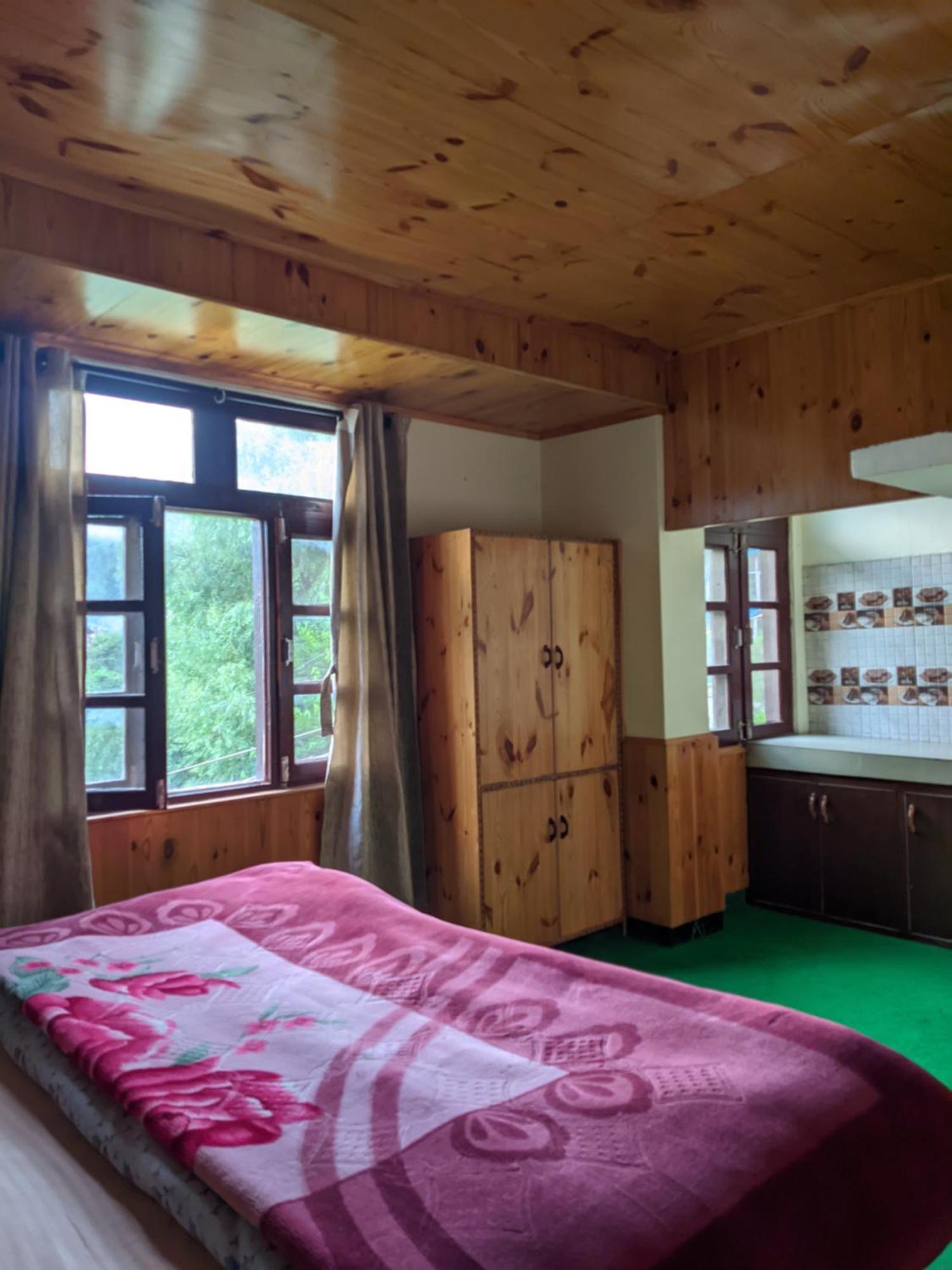 Summer Cottages มะนาลี ห้อง รูปภาพ